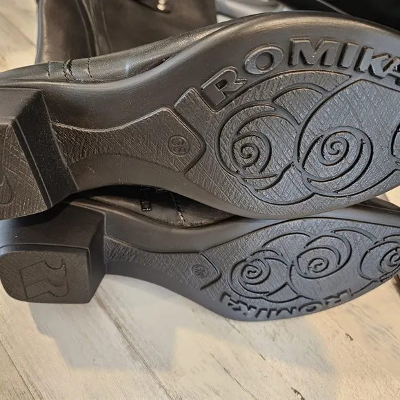 Romika Anna 11  Riding boot, 7.5, Rare