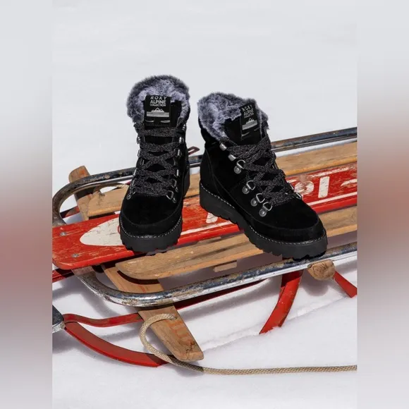 Roxy Sadie Lace Up Winter Boots