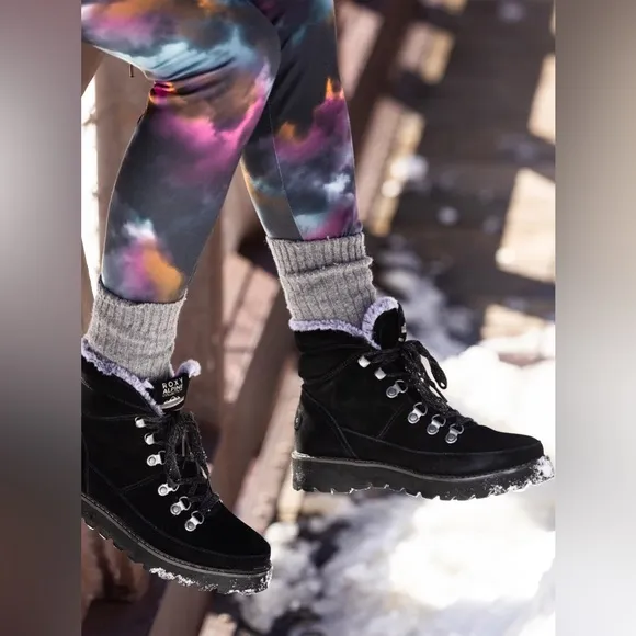 Roxy Sadie Lace Up Winter Boots