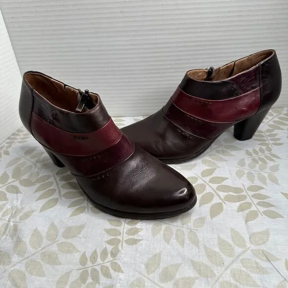 Salamander Leather Ankle with Decorative Stripes Burgundy Brown Heeled Booties‎