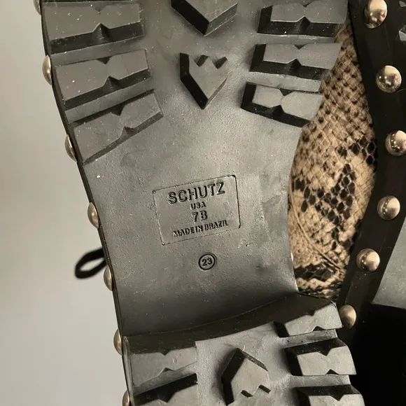 Schutz Andrea Snakeskin Printed Studded Combat Boots Womens Size 7