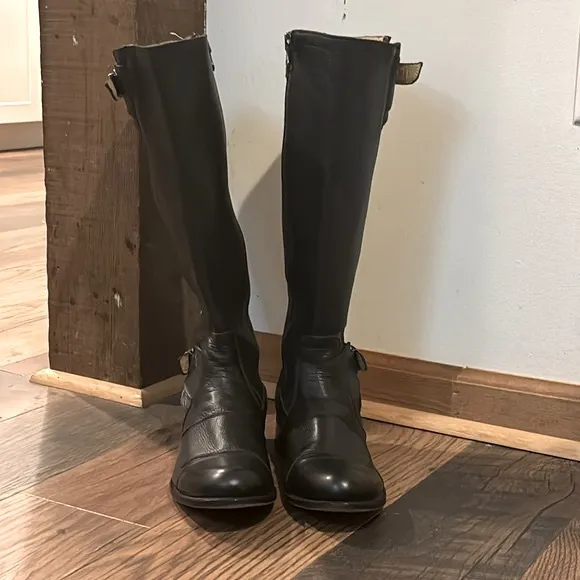 Sendra‎ Black Pebbled Leather Riding Boots Knee High Womens Size 9.5
