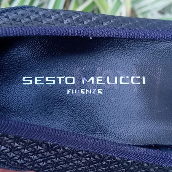Sesto Meucci Ladies Italian Leather Prim Bow Pump