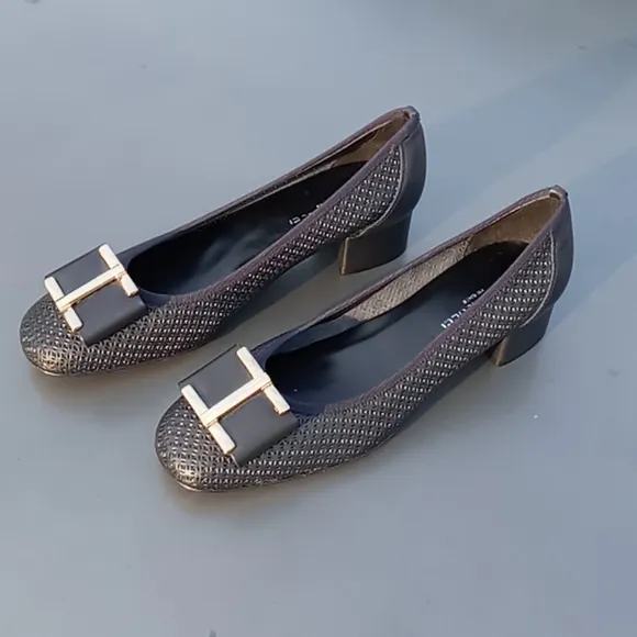 Sesto Meucci Ladies Italian Leather Prim Bow Pump
