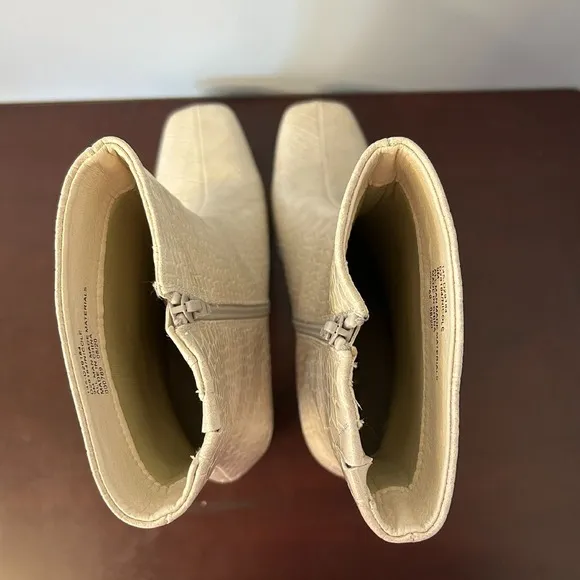 Seven Dials Nicole Winter Cream Croc Embossed 3&quot; Block Heel Booties Women's Sz 9