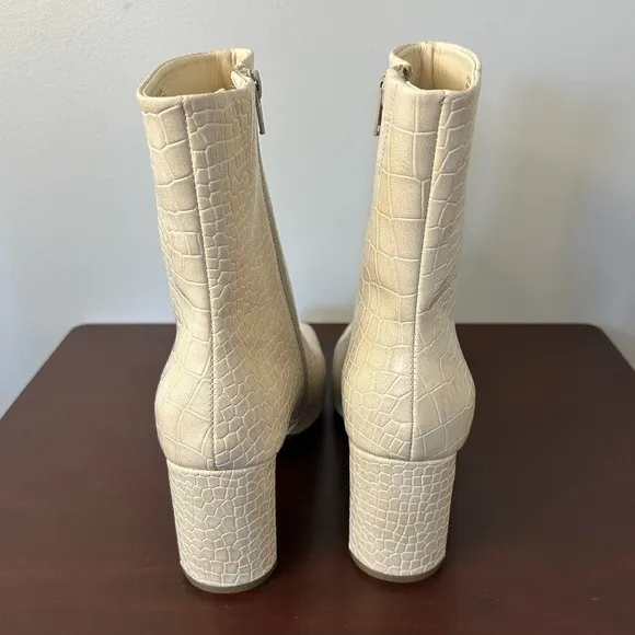 Seven Dials Nicole Winter Cream Croc Embossed 3&quot; Block Heel Booties Women's Sz 9