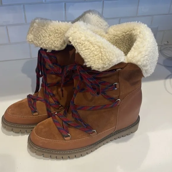Shoe The Bear Fara Snow Suede Wedge Boot in Tan—BEAUTIFUL!!  New without Box!