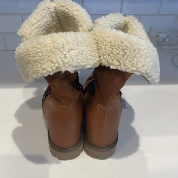 Shoe The Bear Fara Snow Suede Wedge Boot in Tan—BEAUTIFUL!!  New without Box!