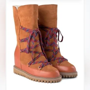 Shoe The Bear Fara Snow Suede Wedge Boot in Tan—BEAUTIFUL!!  New without Box!