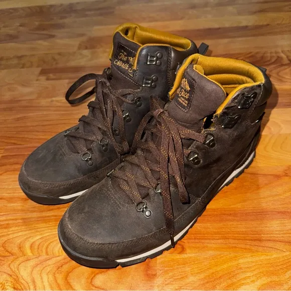 Size 12 - The North Face Back To Berkeley Redux Waterproof Leather Hiking Boots
