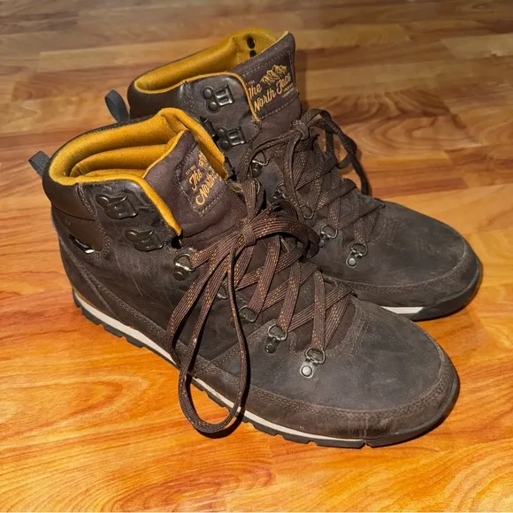 Size 12 - The North Face Back To Berkeley Redux Waterproof Leather Hiking Boots