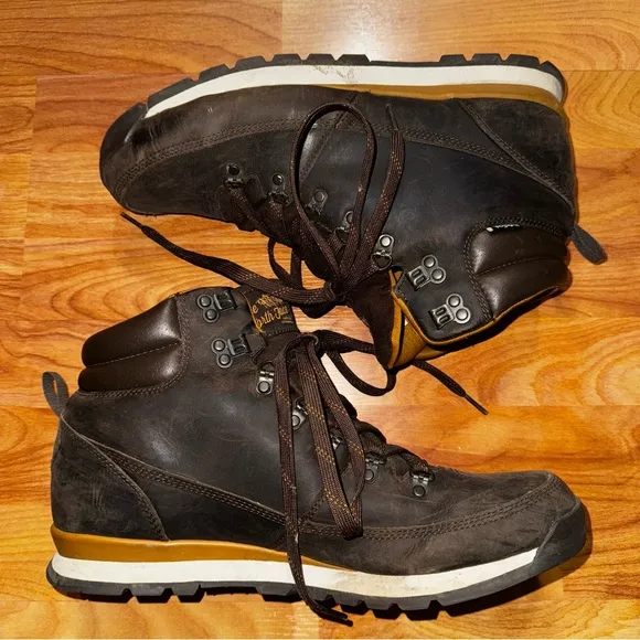 Size 12 - The North Face Back To Berkeley Redux Waterproof Leather Hiking Boots