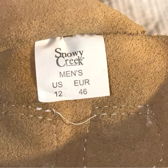 SNOWY GREEK Men Snow Boots  Size 12.  Nutbuck Upper, Polyester Fleece Lining.