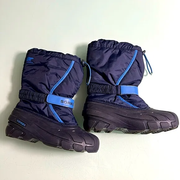 Sorel &quot;Flurry&quot; Youth, Big kids Insulated Snow Rain Winter Boots SZ6 GUC
