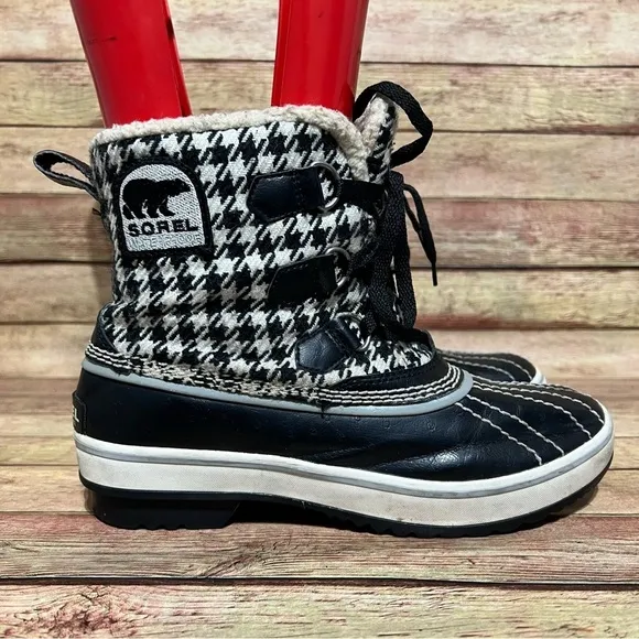 Sorel Black And White Tivoli Winter Boots