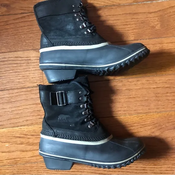 ❤️SOREL Black Winter Fancy Lace II Boots Size 8.5