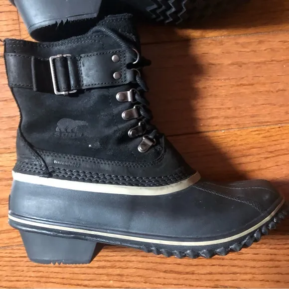 ❤️SOREL Black Winter Fancy Lace II Boots Size 8.5