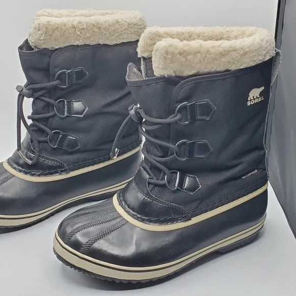 Sorel Caribou snow boots size 7