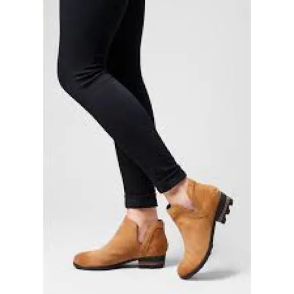 Sorel carmel Lolla boots