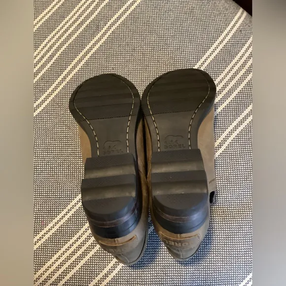 Sorel carmel Lolla boots