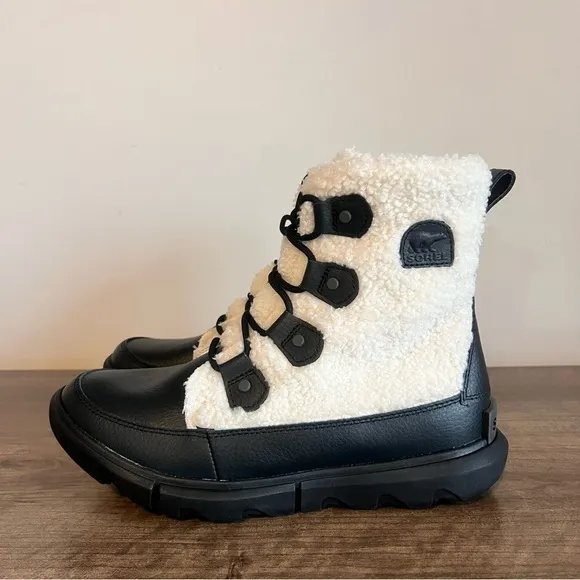 SOREL Explorer II Joan Cozy Women's Boot Size 9.5 SKU#243521