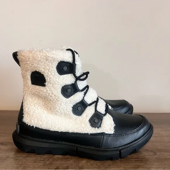SOREL Explorer II Joan Cozy Women's Boot Size 9.5 SKU#243521