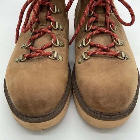 Sorel Hi-Line Hiker Boot women’s size 8