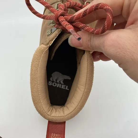 Sorel Hi-Line Hiker Boot women’s size 8