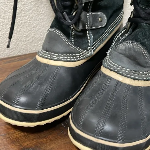 Sorel Joan Of Arctic Tall Boots Black waterproof Women's Size 9.5 winter