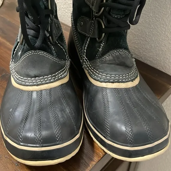 Sorel Joan Of Arctic Tall Boots Black waterproof Women's Size 9.5 winter