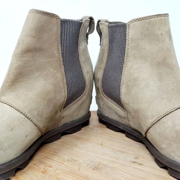 Sorel Joan of Arctic Wedge Chelsea Boots Womens 10.5 Tan Burnished Brown Winter