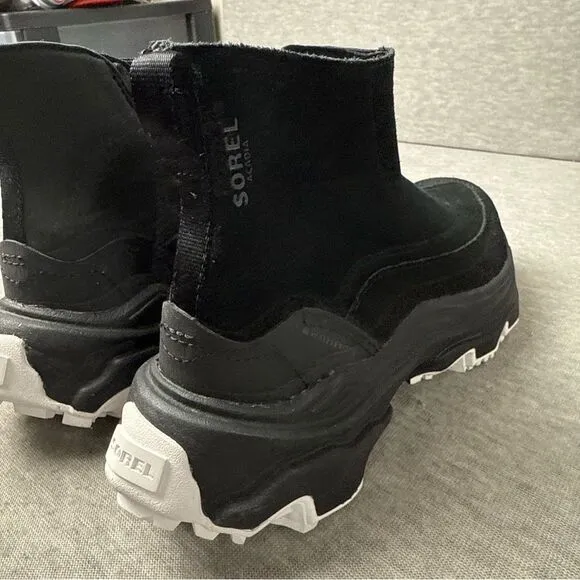 Sorel Kinetic Breakthru Acadia Womans Size 5.5 Sneaker Boots Waterproof Black