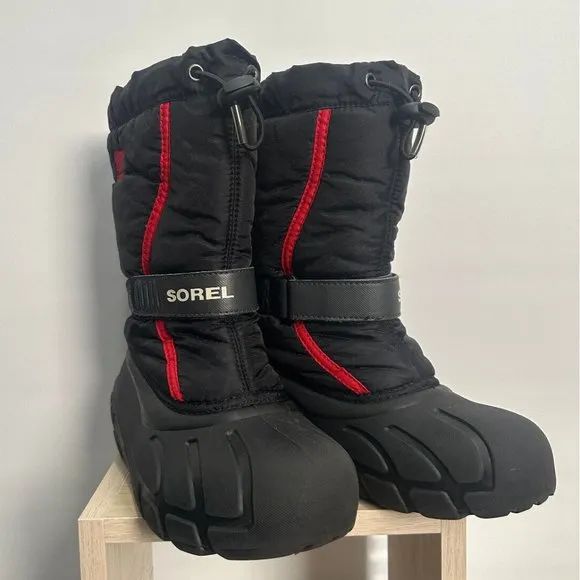 Sorel Lined Black With Red Winter Boots Sz 4‎