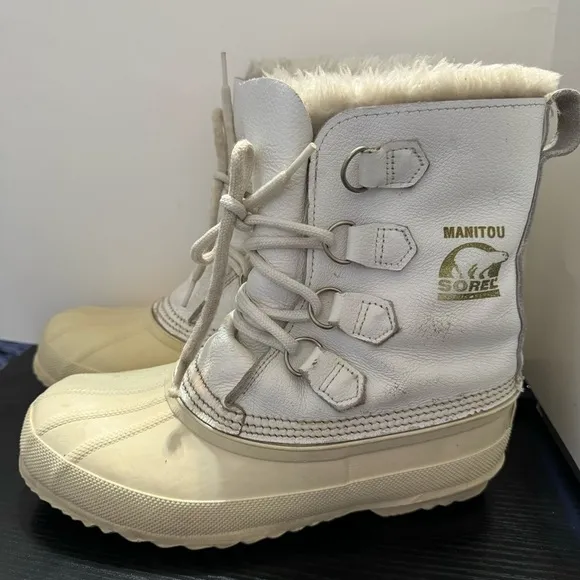 Sorel Manitou Women’s White Wool Lined Leather Rubber Winter Boots