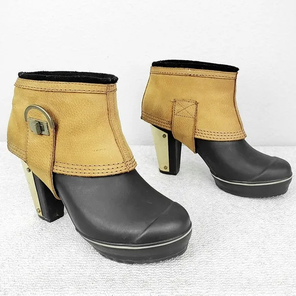 SOREL Medina II Heeled Platform Ankle Boots US 9.5 Waterproof