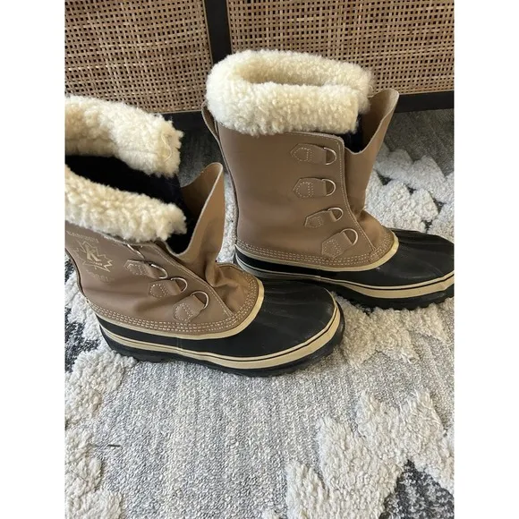 Sorel Men's Caribou‎ Boots Size 10 Made In Canada Kaufman Wool Liners Winter