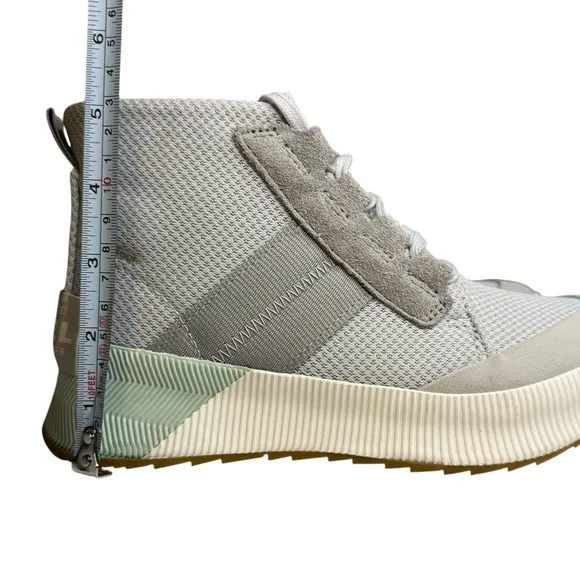 SOREL Out N About III Mid Sneaker Waterproof Ankle Boots Moonstone Sea Salt 5.5