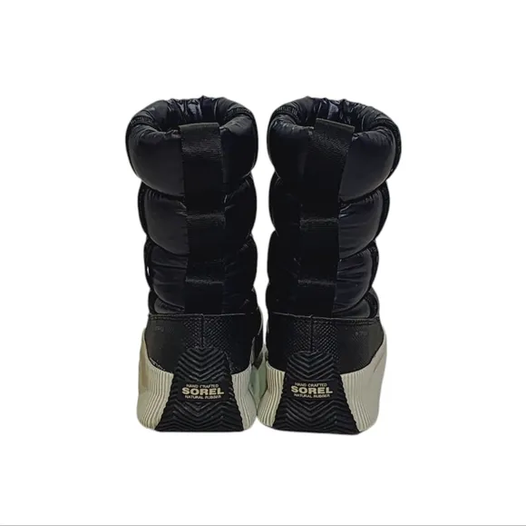 Sorel Out n About Puffy Mid Shiny Winter Boots in Black Womens Size 7