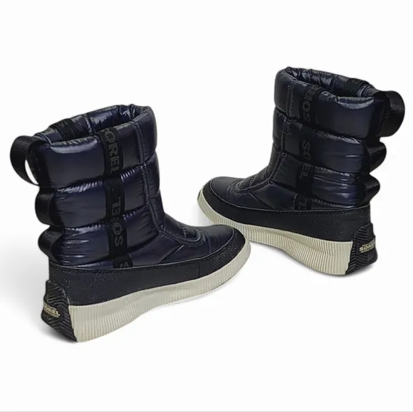 Sorel Out n About Puffy Mid Shiny Winter Boots in Black Womens Size 7