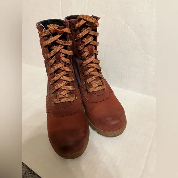 Sorel PDX Lace up Wedge Lexie Wedge Maroon Brown Leather Canvas