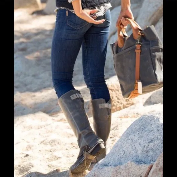 Sorel Slimpack Riding Gray Leather Boots