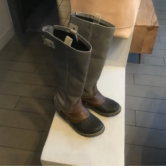 Sorel Slimpack Riding Gray Leather Boots