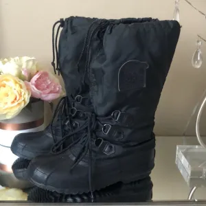 Sorel Snowlion winter boots with felt liners