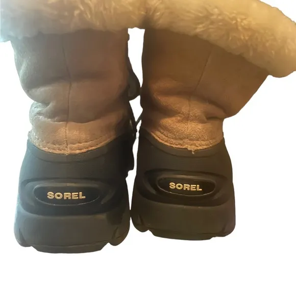 Sorel Tan &amp; Black Snow Angel Lace Up Snow Boots Women's Size 9 EUC Water…