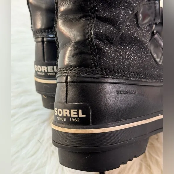 Sorel Tofino Glitter Black Lace Up Fur Trim Winter Snow Waterproof Boots