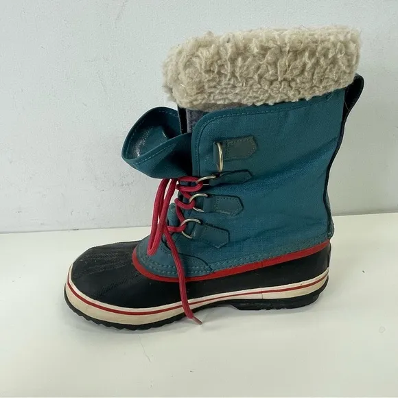 Sorel Winter Carnival Boots Size 8.5