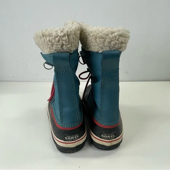 Sorel Winter Carnival Boots Size 8.5