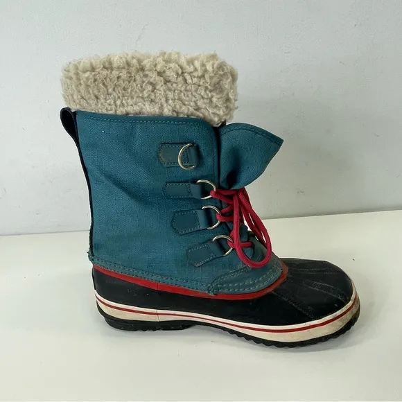Sorel Winter Carnival Boots Size 8.5