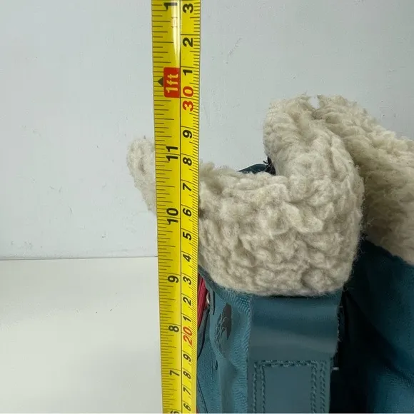 Sorel Winter Carnival Boots Size 8.5
