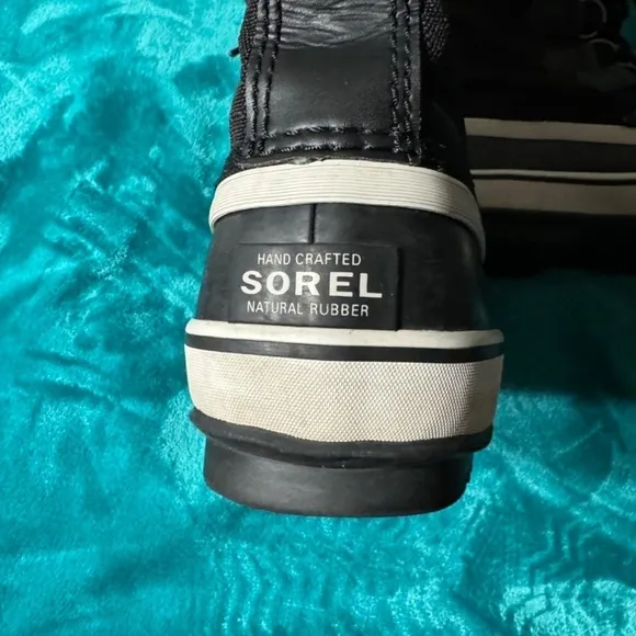 Sorel Woman 7.5 Winter Lined Insulated Snow Boots Lace Tie Up Warm Waterproof